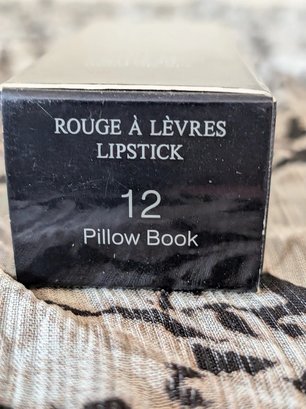 Cle De Peau Pillow Book Lipstick NIB Beautiful 😍❤️😍
